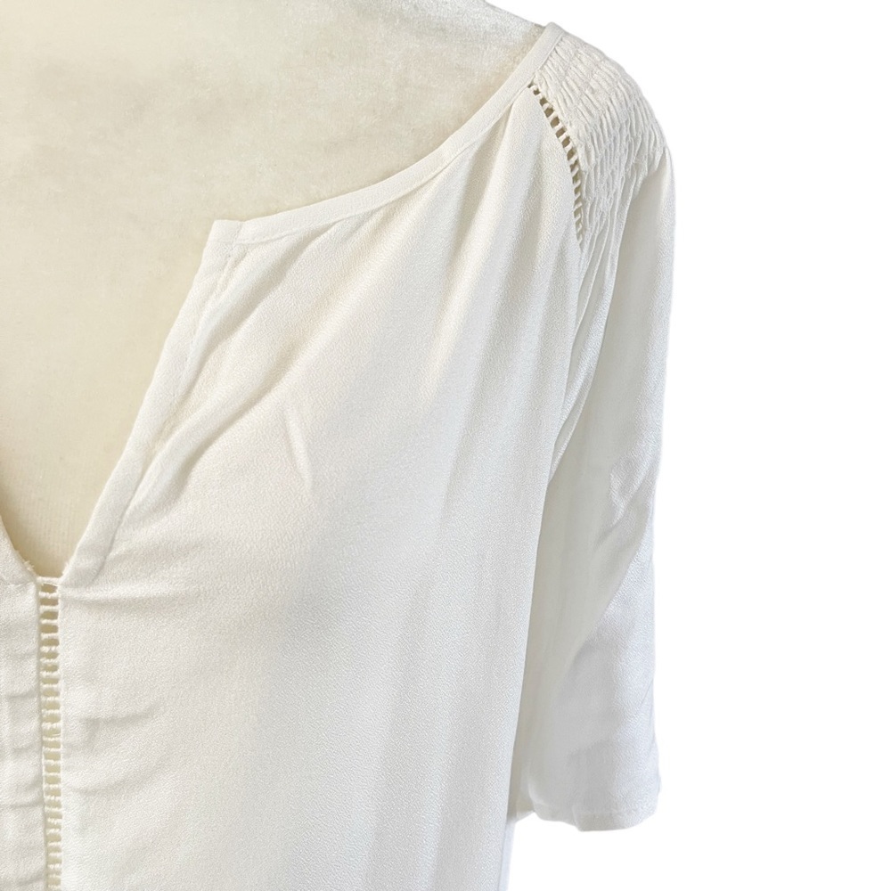 Ella Moss Light Cream Loose Short Sleeve V-Neck Tunic Top Size M - Picture 3 of 6